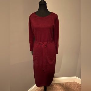 Casual Long Sleeve Belted Sweater Dress with front pockets.